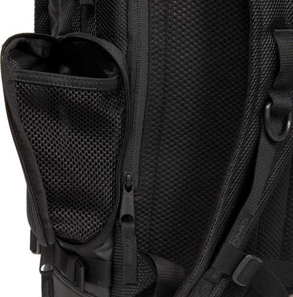 Eastpak TECUM M Cnnct Coat rygsæk, sort