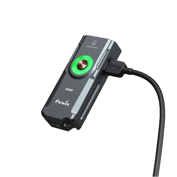 Fenix E06R ficklampa, 700 lm