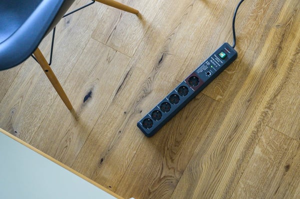 Brennenstuhl Secure-Tec Grenuttag med 6 uttag och överspänningsskydd, 3 m