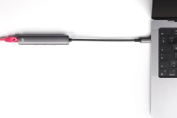 Bluecloud USB-C-USB-C -hub och gigabit ethernet -adapter