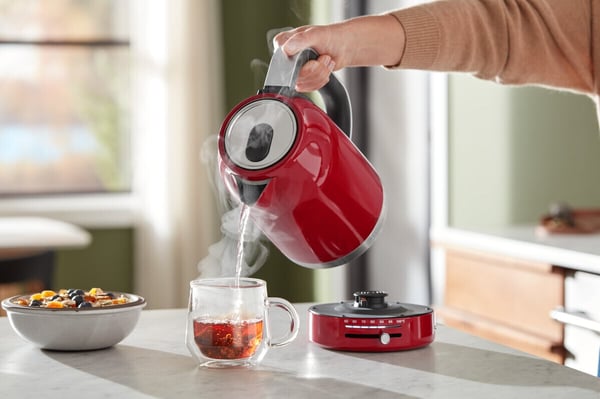 KitchenAid 5KEK1701EER elkedel, rød