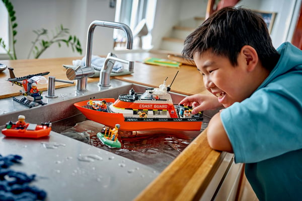 LEGO City Exploration 60504 Kustbevakningens räddningsbåt och helikopter