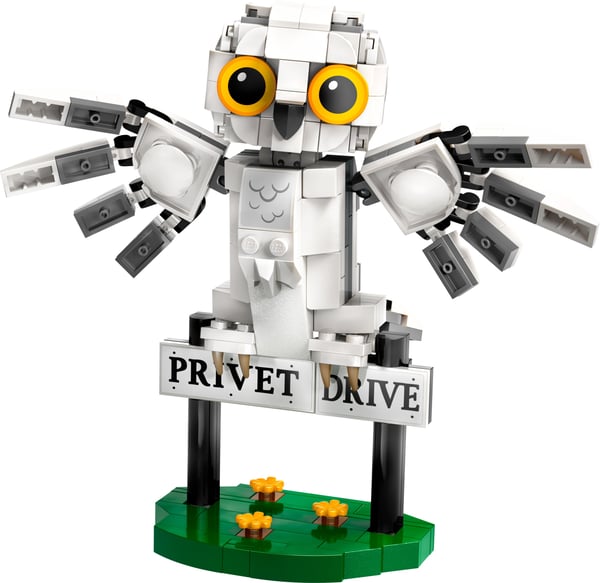 LEGO Harry Potter™ Hedwig™ på Privet Drive 4 76425