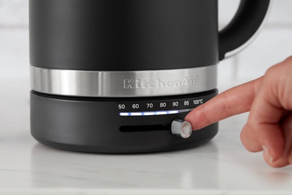 KitchenAid 5KEK1701EBM elkedel, mat sort