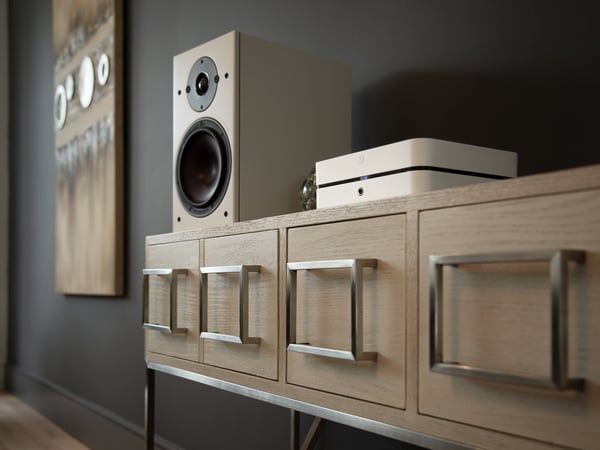 Bluesound Powernode N331 nätverksförstärkare, vit