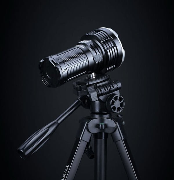 Fenix LR50R -ficklampa