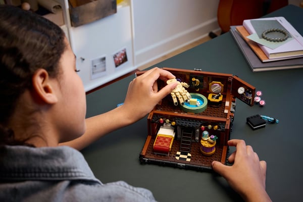 LEGO Wednesday 76785 - Things lägenhet