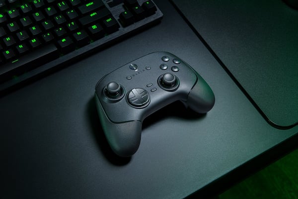 Razer Wolverine V3 Pro 8K trådlös spelkontroll, PC