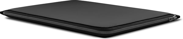 Woolnut Coated Folio -skyddsfodral för 16-tums MacBook Pro, svart