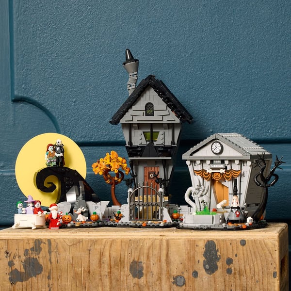 LEGO Ideas The Nightmare Before Christmas Dioramaset 21351