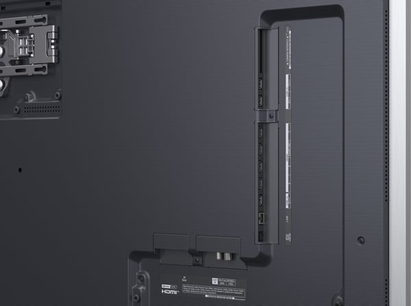 LG 77'' OLED evo G5 – 4K TV med väggfäste
