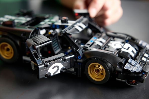 LEGO Technic 42223 1966 Ford GT40 MKII tävlingsbil