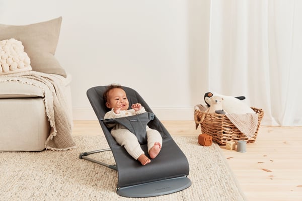 BabyBjörn Bliss Vævet -stol, Antracit, bladmønster