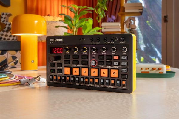 Roland AIRA Compact P-6 Kreativ Sampler
