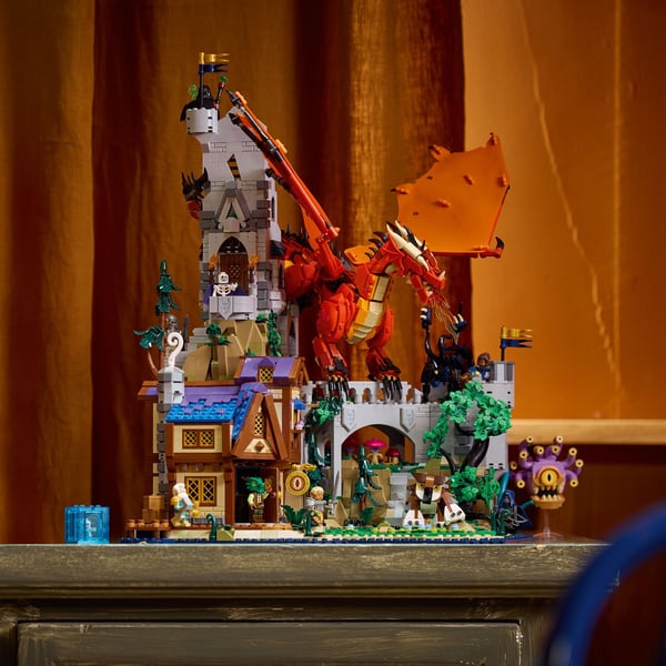 LEGO Ideas Dungeons & Dragons: Röda drakens sägen Set