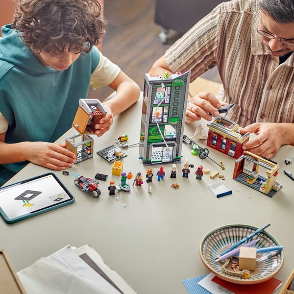 LEGO Marvel 76324 - Spider-Man mot Oscorp