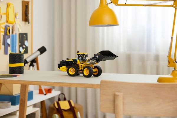 LEGO Technic 42209 Volvo L120 Elektrisk hjullastare