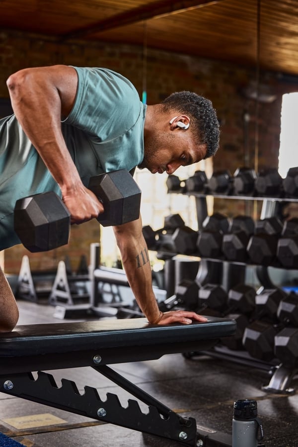 SHOKZ OpenFit 2+ trådlösa öronbygelhörlurar, svart