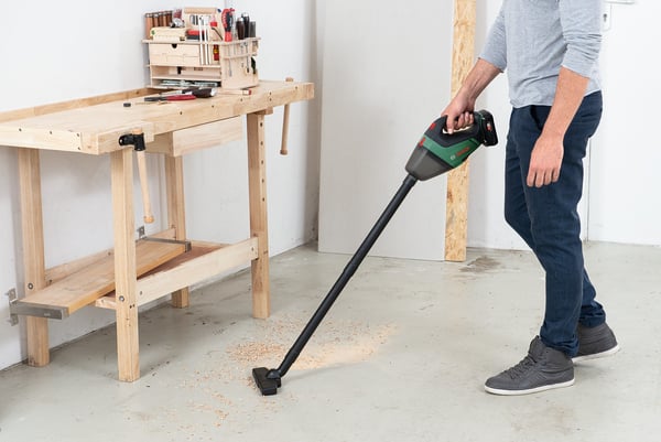 Bosch UniversalVac 18V LI Solo - batteristøvsuger, uden batteri