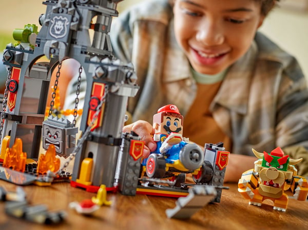 LEGO Super Mario 72039: Mario Kart - Bowsers slott