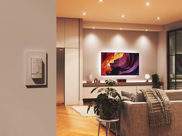 Nanoleaf Sense+ trådlös smart strömbrytare