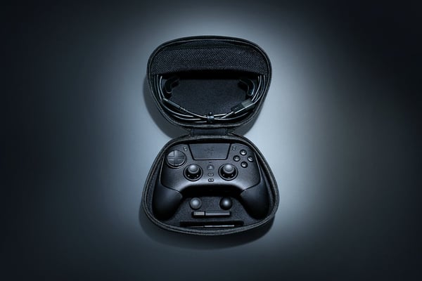 Razer Raiju V3 Pro trådlös spelkontroll PS5 och PC, svart