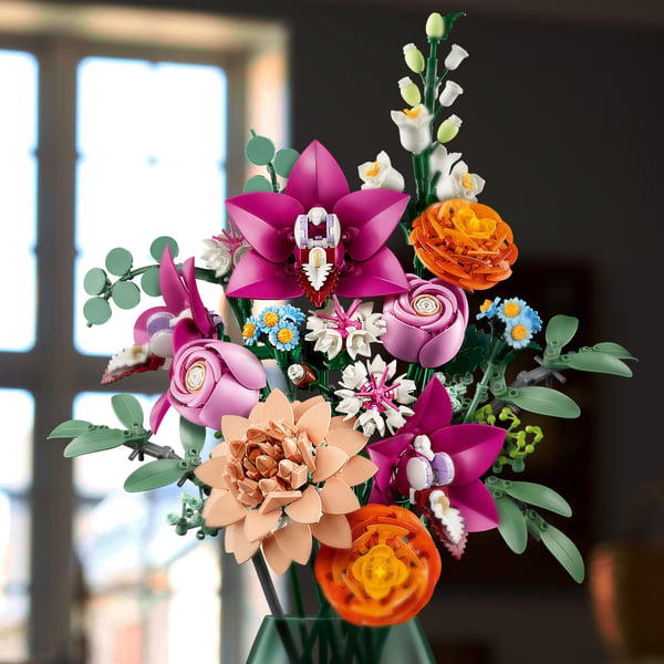 LEGO Botanicals 10342 – Smuk lyserød blomsterbuket