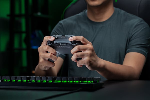 Razer Wolverine V3 Pro 8K trådlös spelkontroll, PC