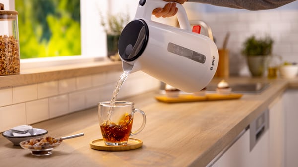Bosch MyMoment TWK1M121 vattenkokare, vit