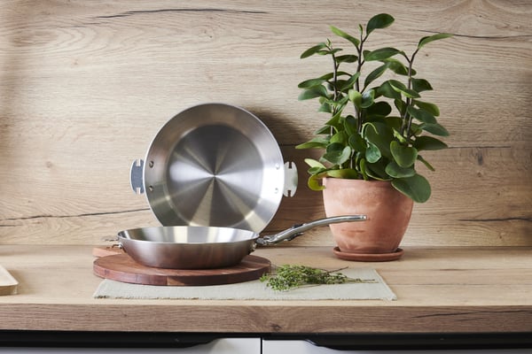 De Buyer Mineral B LOQY stegepande, 24 cm, kulstål