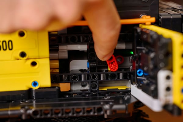 LEGO Technic 42215 - Volvo EC500 Hybrid grävmaskin
