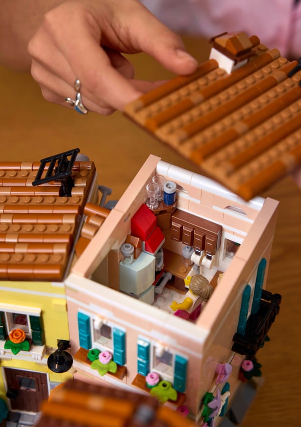 LEGO Ideas 21359 Italienska Rivieran