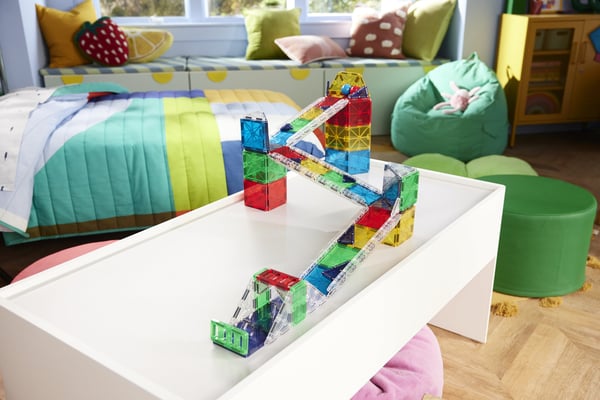MAGNA-TILES® Rail Racer Deluxe magnetisk kulbana, 90 delar