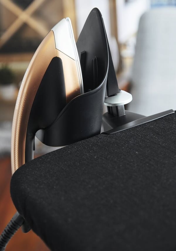 Tefal IXEO Power All-in-One -strygejern/tekstildamper, sort