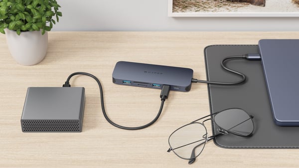HyperDrive Next 11 Port Dual 4K60Hz HDMI USBC Hub adapter, midnat blå