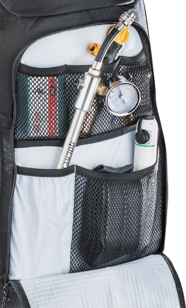 Evoc FR TRAIL BLACKLINE -ryggsäck, M/L