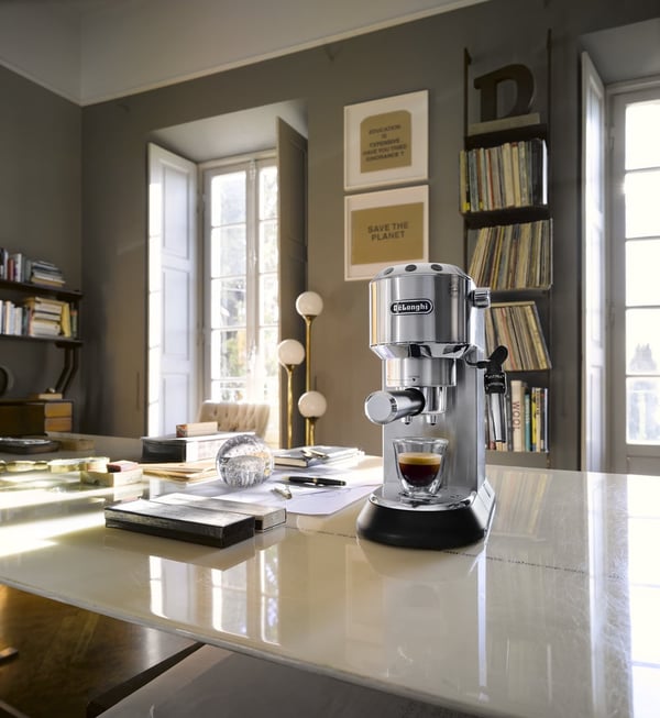 DeLonghi EC685.M Dedica -espressomaskine