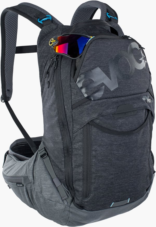 Evoc TRAIL PRO 16 -ryggsäck S/M, svart