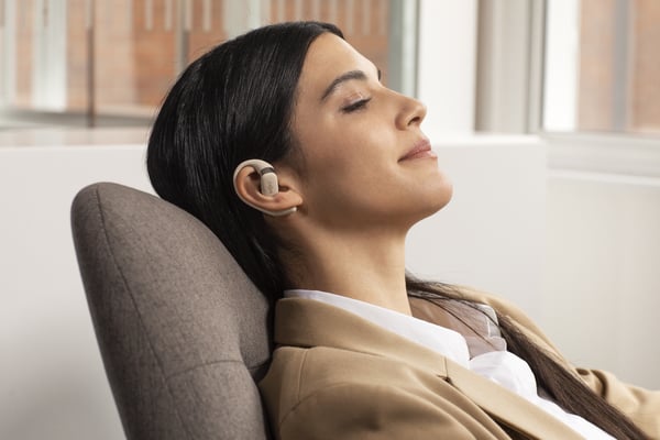 Shokz OpenFit trådløse høretelefoner, beige
