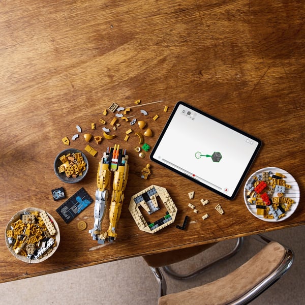 LEGO® Star Wars™ C-3PO™ Bygbar droidfigur 75398