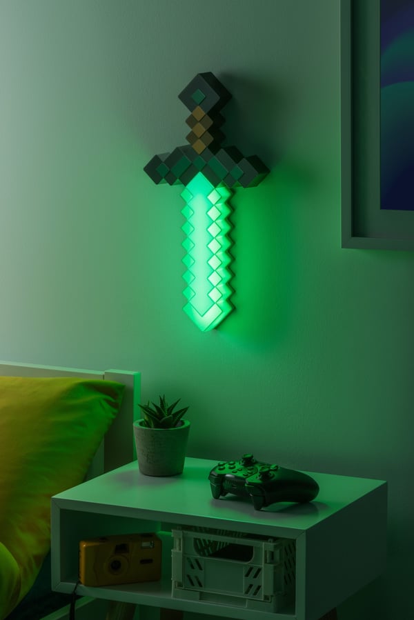 Paladone Diamond Sword -lys