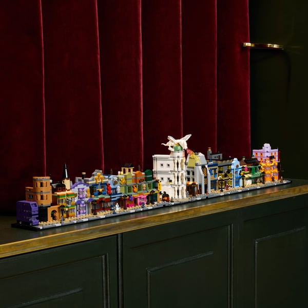 LEGO Harry Potter 76444 – Klotet av häxtområden