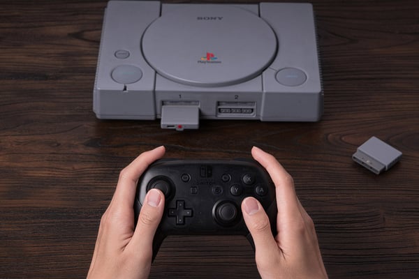8BitDo Retro Modtager PlayStation / PlayStation 2