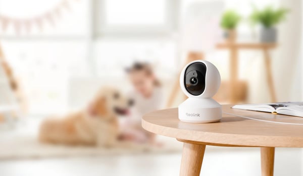 Reolink E1 Pro AI 5MP PT Auto Tracking WiFi övervakningskamera för inomhusbruk