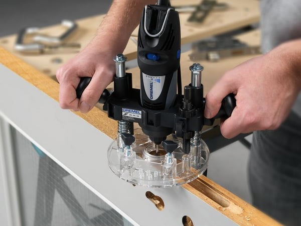 Dremel 335 -øvre fræseholder