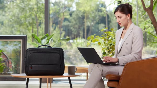Lenovo ThinkPad Professional 14" Topload Gen 2 computertaske, sort