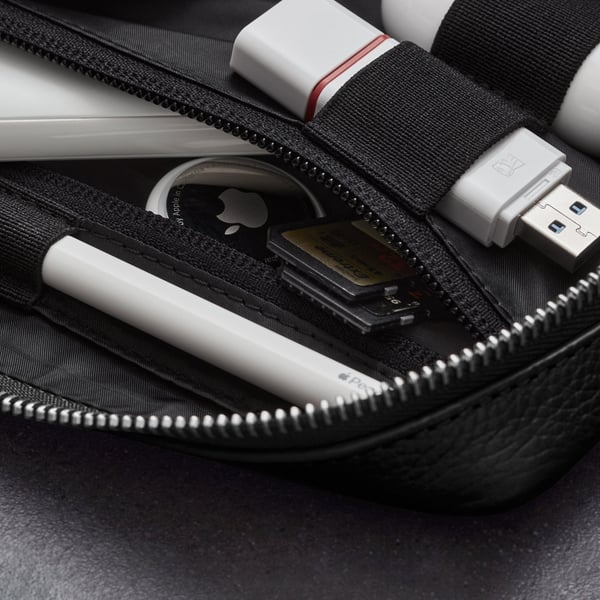 Woolnut Leather Tech Organizer - tilbehørstaske, sort