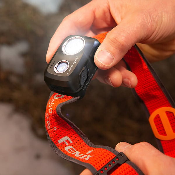 Fenix HL32R-T Pannlampa, 800 lm, blå