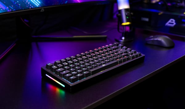 Blackstorm Phantom RGB speltangentbord, hot swap Outemu Red brytare