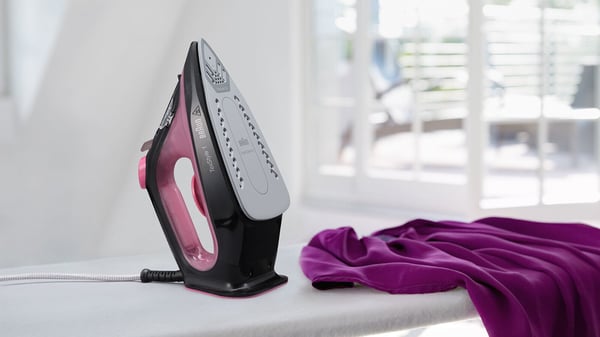 Braun SI1070PU TexStyle 1 -strygejern